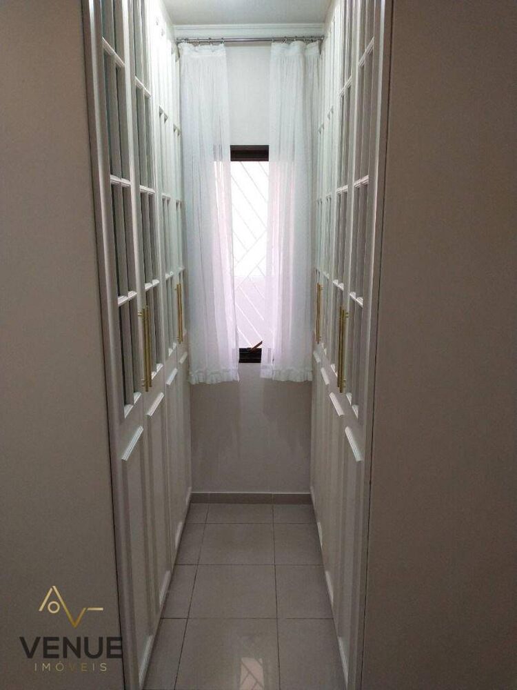 Sobrado à venda com 3 quartos, 125m² - Foto 1