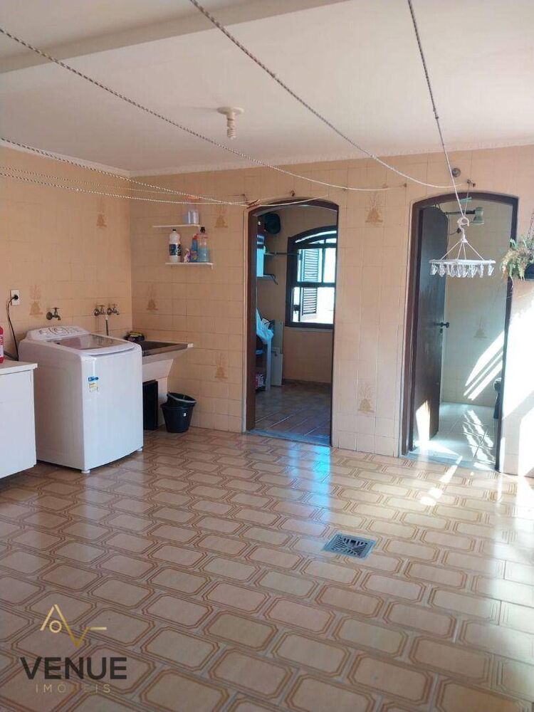 Sobrado, 3 quartos, 418 m² - Foto 15