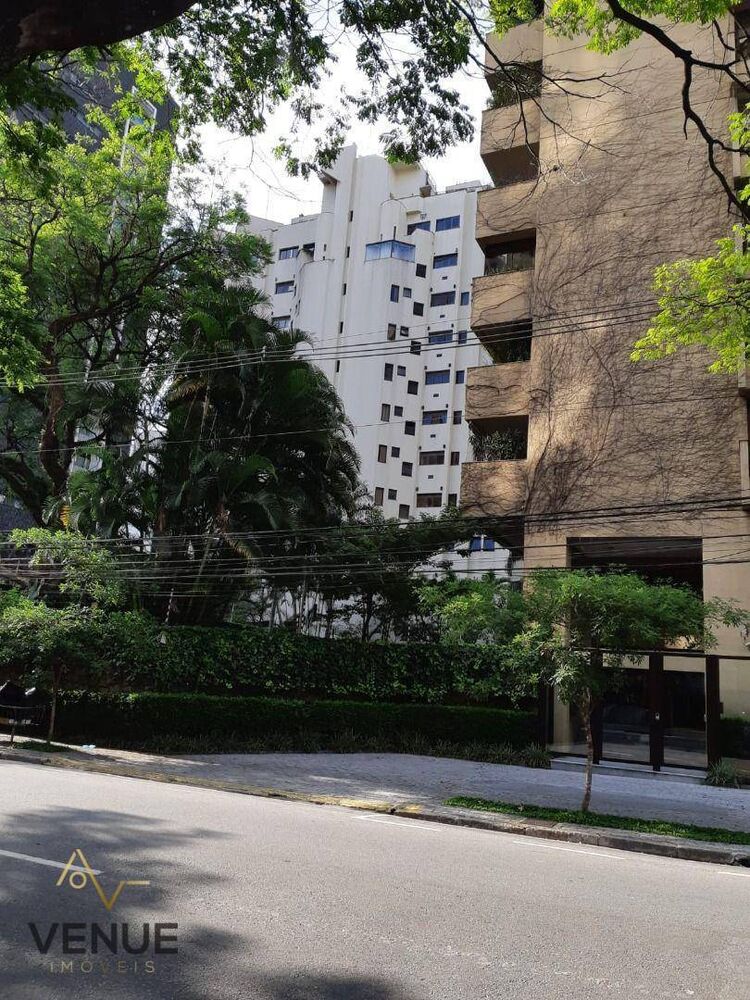 Apartamento, 3 quartos, 236 m² - Foto 2