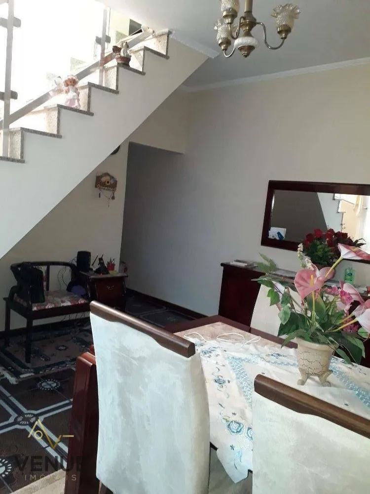 Sobrado, 3 quartos, 218 m² - Foto 3