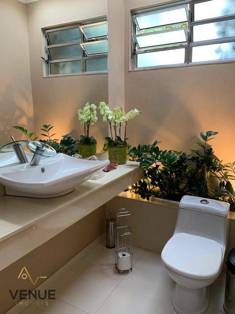 Sobrado, 3 quartos, 346 m² - Foto 4
