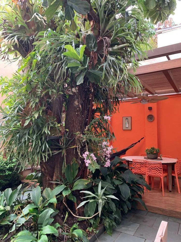 Sobrado, 3 quartos, 346 m² - Foto 14