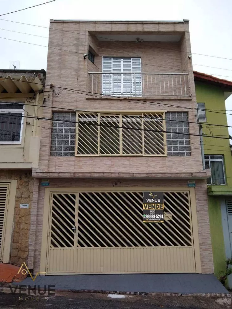 Sobrado à venda com 3 quartos, 220M2 - Foto 2