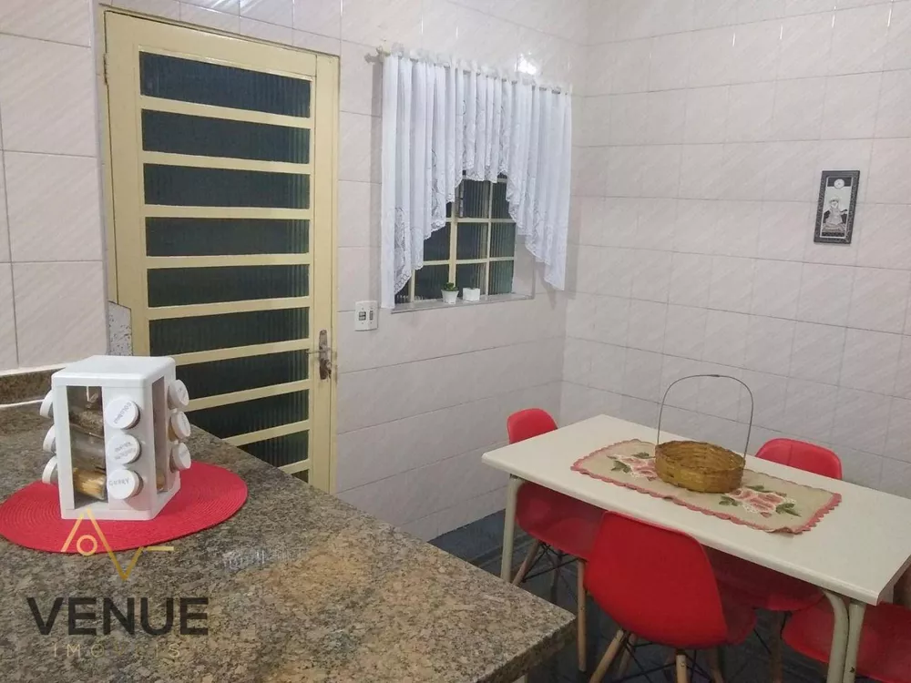 Sobrado à venda com 3 quartos, 220M2 - Foto 12