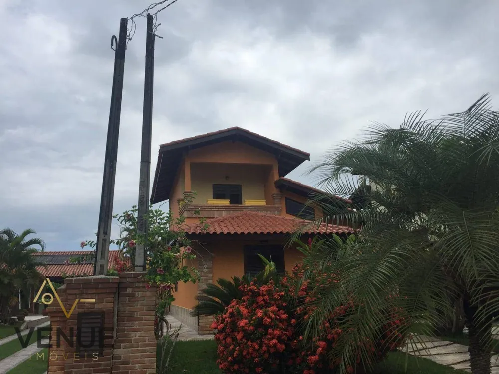 Casa de Condomínio, 4 quartos - Foto 1