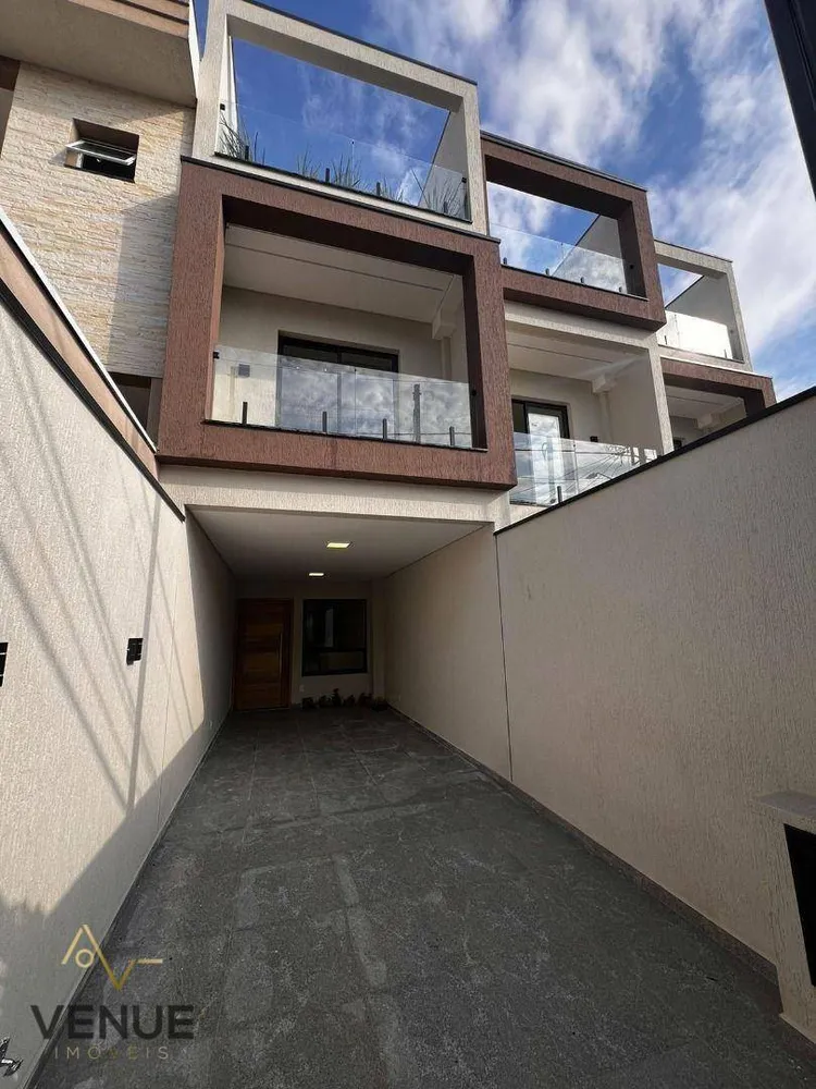 Sobrado, 3 quartos, 192 m² - Foto 1