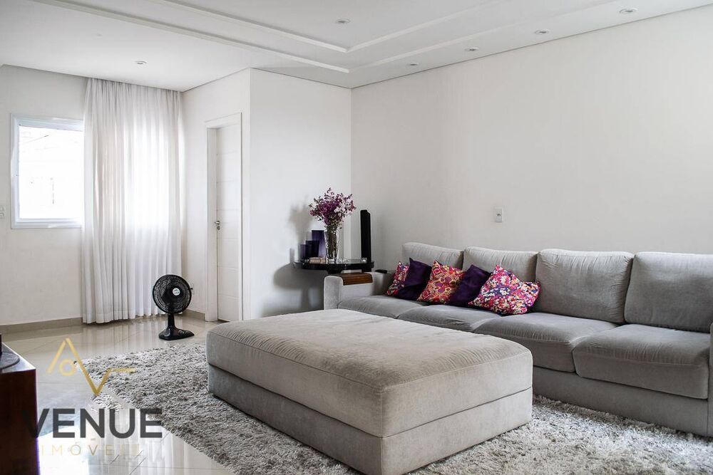 Sobrado, 3 quartos, 450 m² - Foto 1
