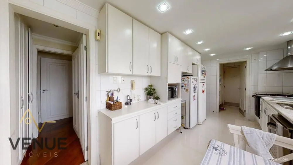 Apartamento, 3 quartos, 212 m² - Foto 3