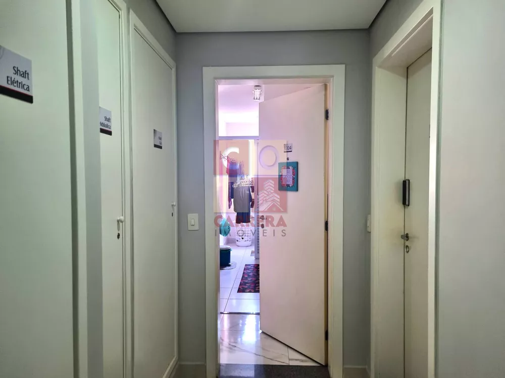 Apartamento à venda com 2 quartos, 58m² - Foto 2