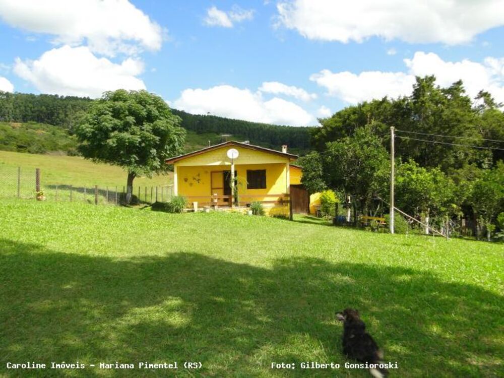 Chácara à venda com 3 quartos, 160000m² - Foto 1