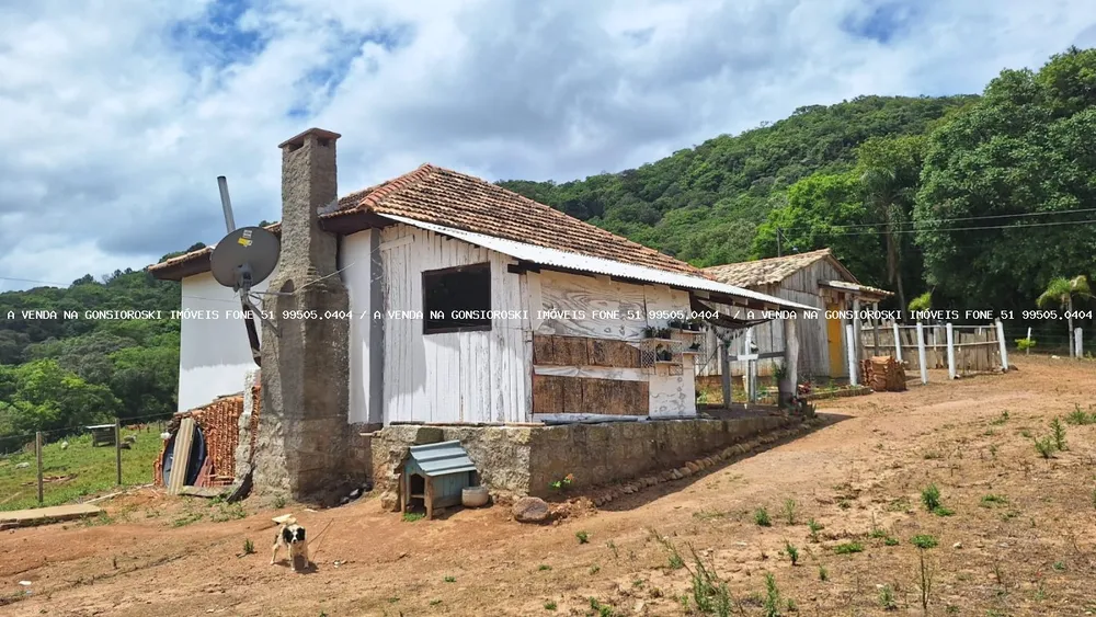 Sítio, 2 quartos, 2 m² - Foto 4