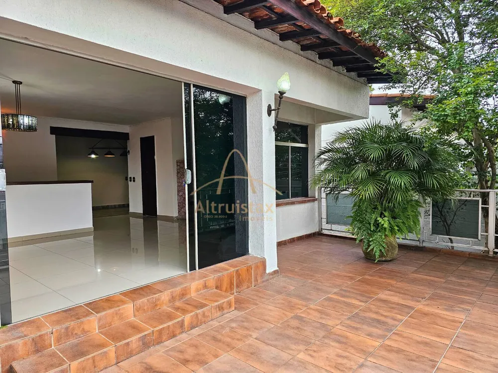 Casa, 4 quartos, 300 m² - Foto 2