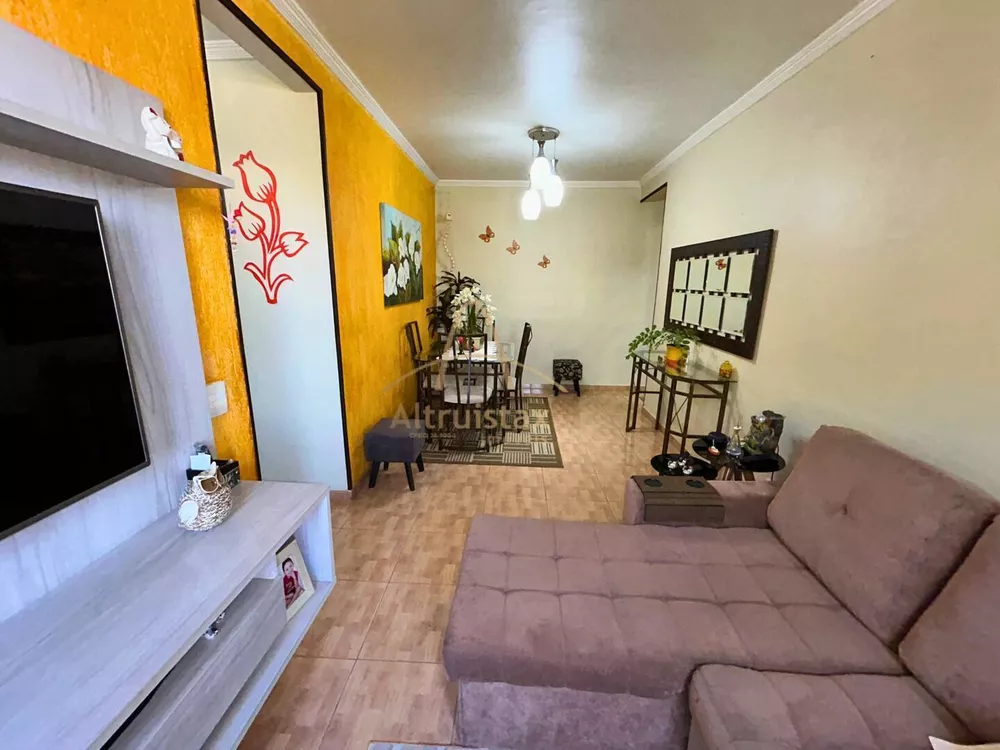 Apartamento à venda com 2 quartos, 62m² - Foto 4