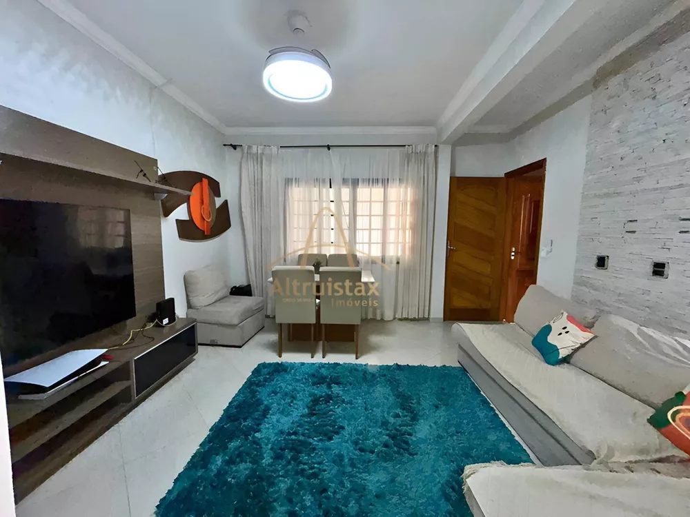 Casa à venda com 3 quartos, 141m² - Foto 2