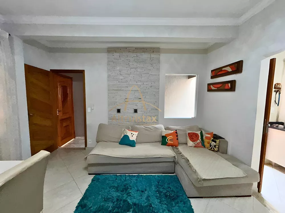 Casa à venda com 3 quartos, 141m² - Foto 4