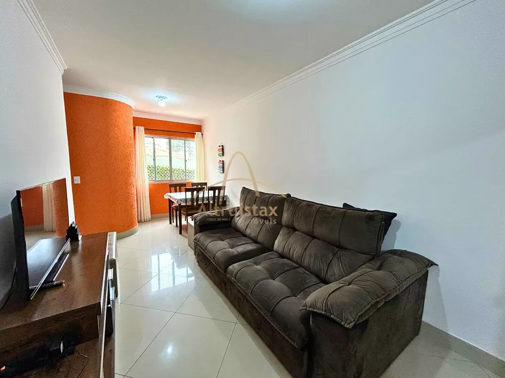 Apartamento à venda com 3 quartos, 68m² - Foto 2