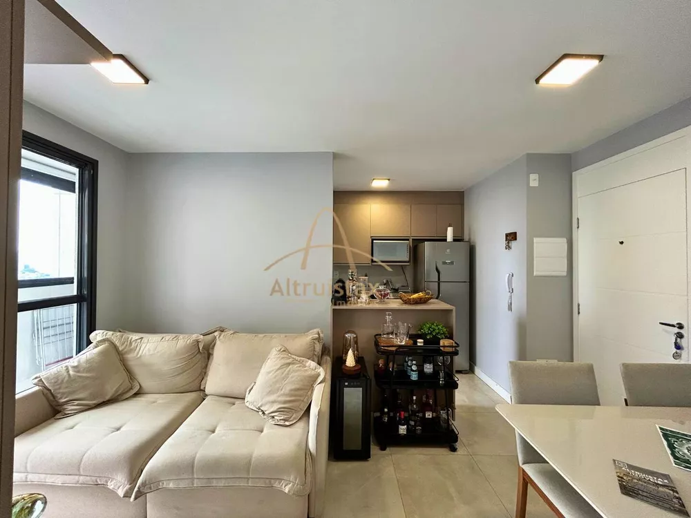 Apartamento à venda com 2 quartos, 48m² - Foto 3