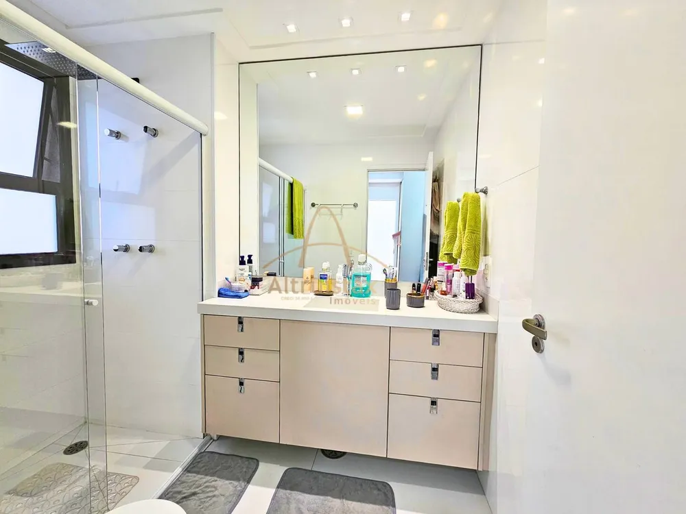 Apartamento, 3 quartos, 150 m² - Foto 1