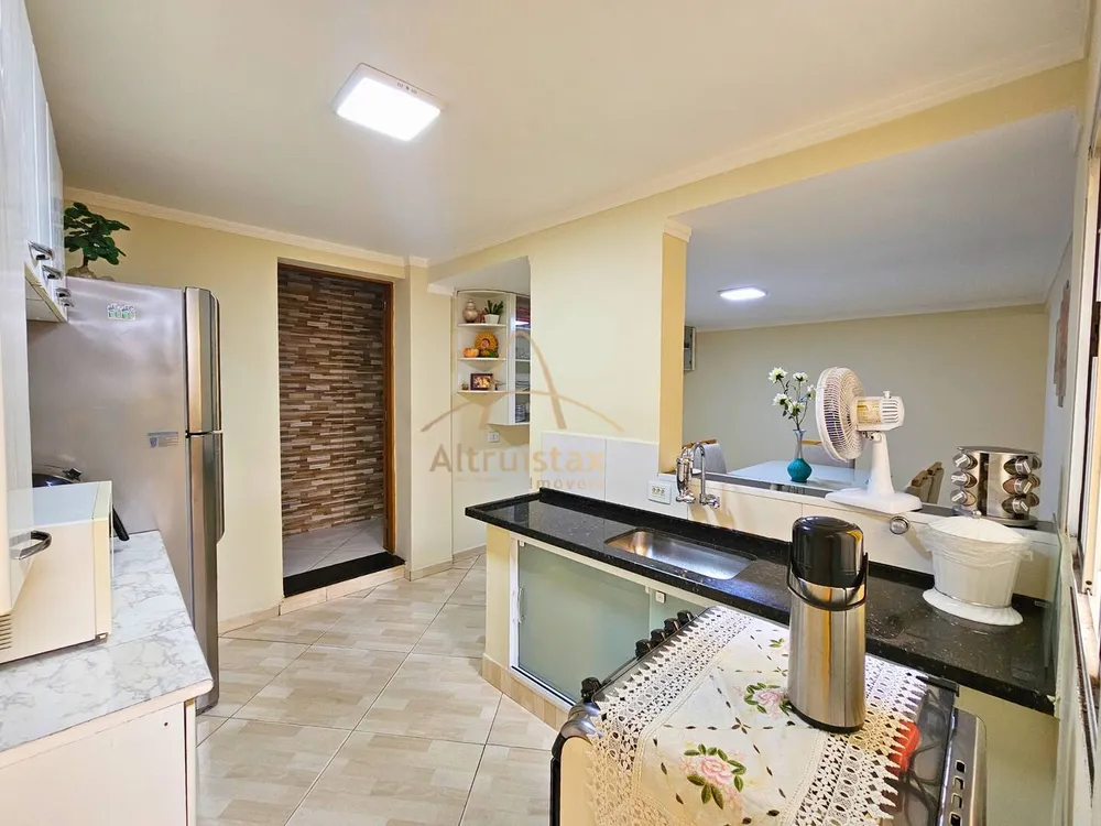 Casa, 3 quartos, 173 m² - Foto 2