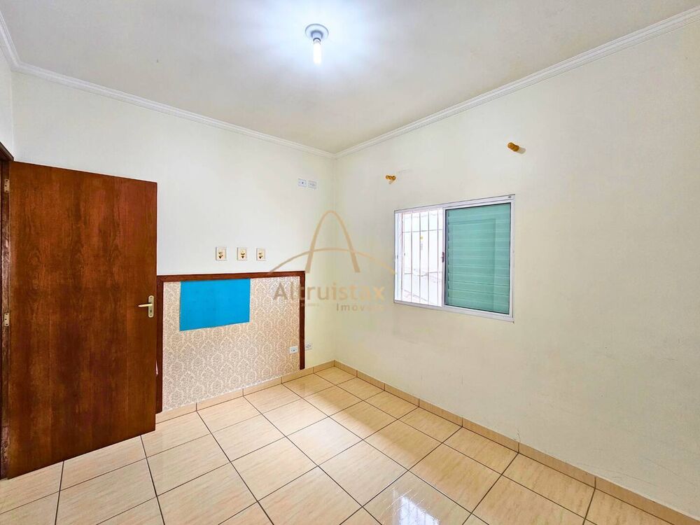 Casa à venda com 3 quartos, 151m² - Foto 3