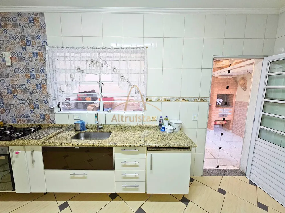 Casa, 3 quartos, 151 m² - Foto 4