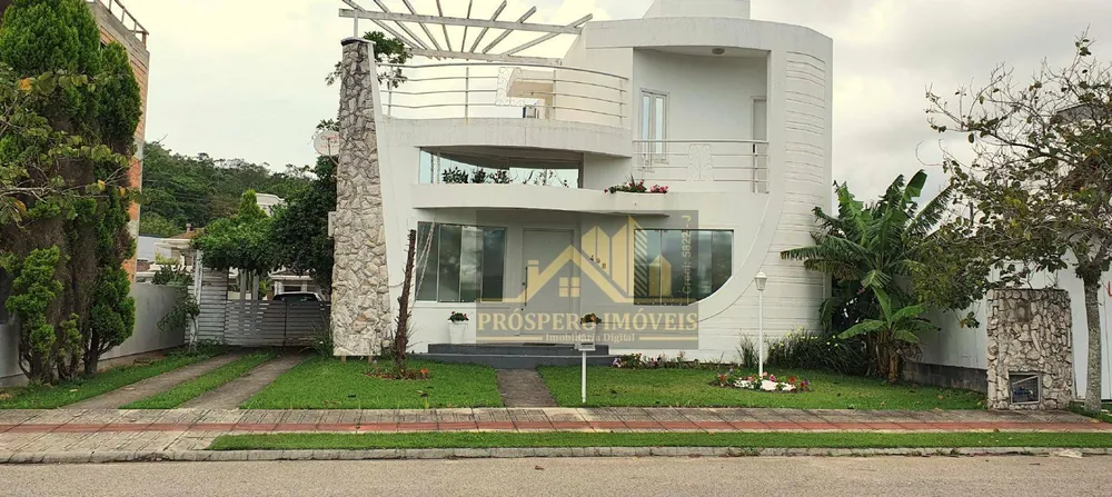 Casa, 3 quartos, 210 m² - Foto 2