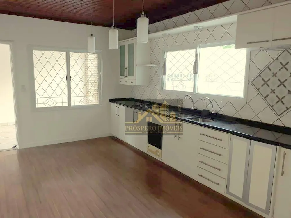 Casa, 4 quartos, 157 m² - Foto 2