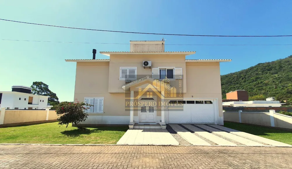 Casa, 5 quartos, 304 m² - Foto 1
