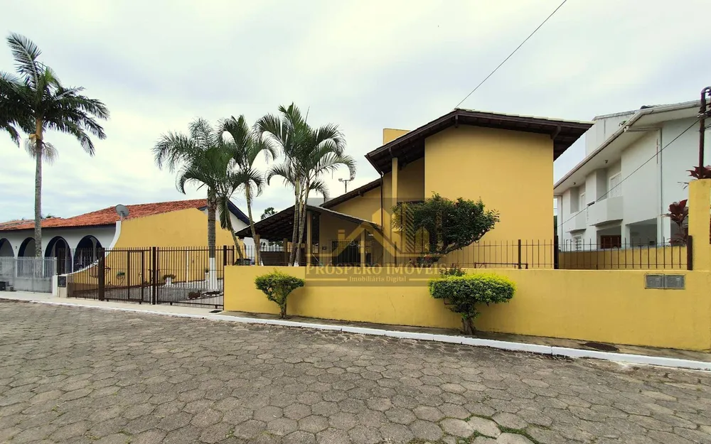 Casa, 5 quartos, 170 m² - Foto 3