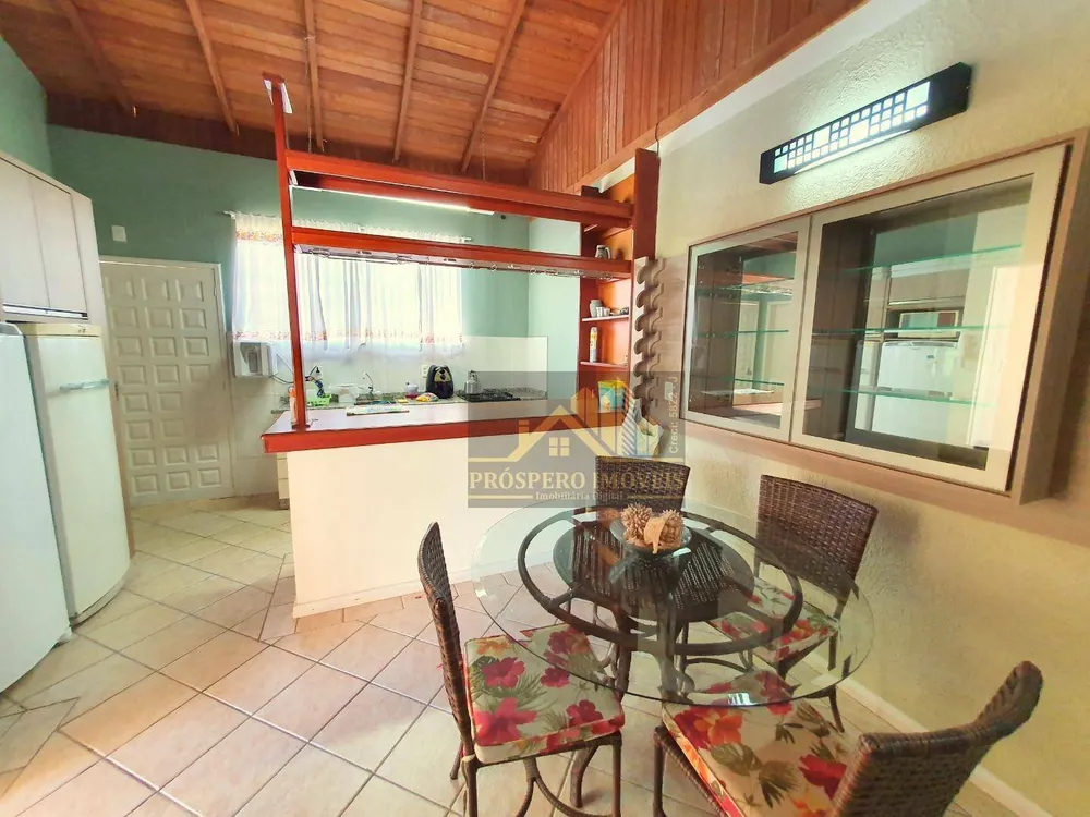 Casa, 4 quartos, 260 m² - Foto 2