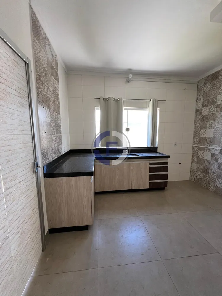 Casa, 2 quartos, 250 m² - Foto 3