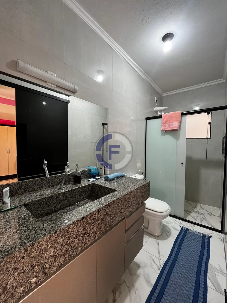 Casa, 1 quarto, 250 m² - Foto 2