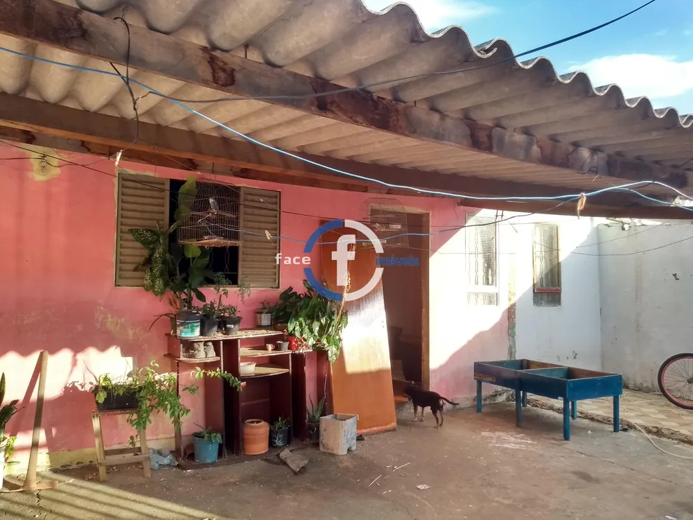Casa, 4 quartos, 250 m² - Foto 1