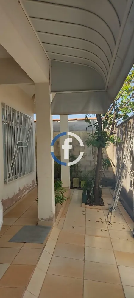 Casa, 2 quartos, 200 m² - Foto 1