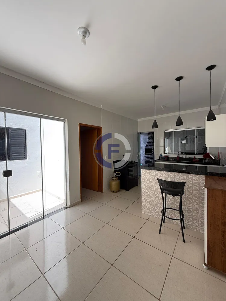 Casa, 2 quartos, 200 m² - Foto 4