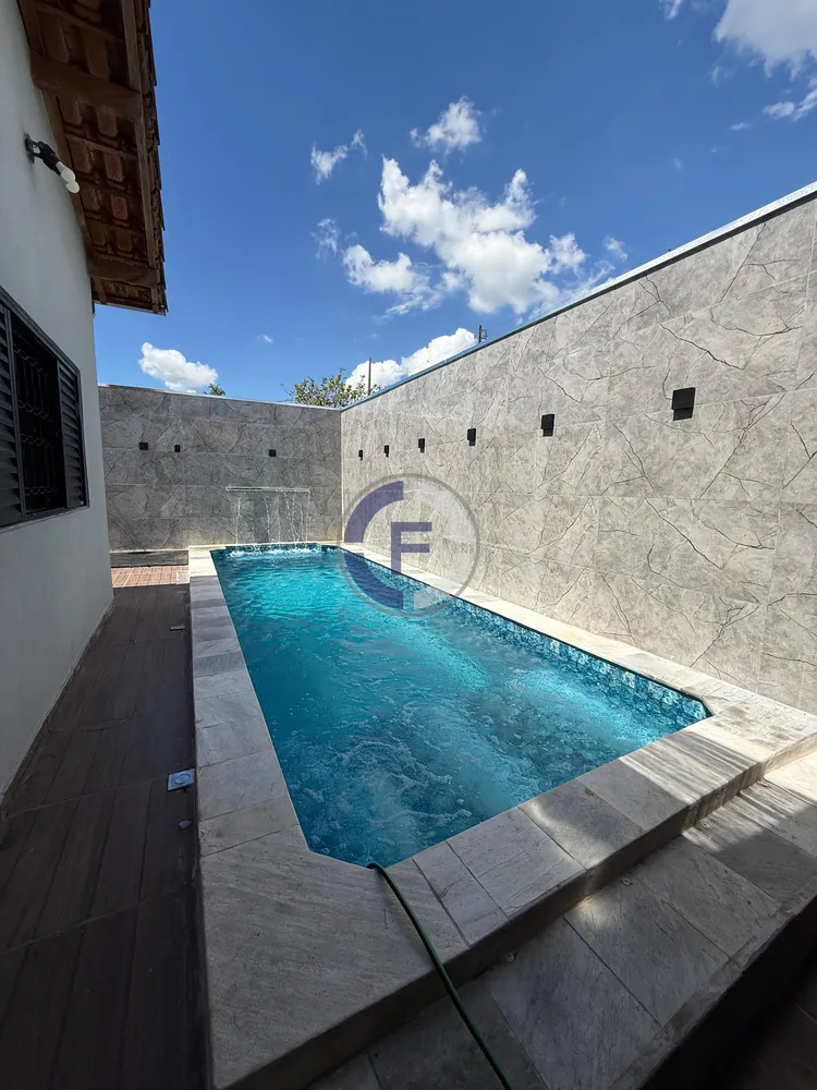 Casa, 2 quartos, 200 m² - Foto 2