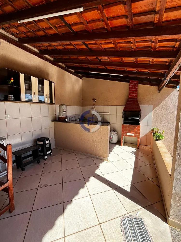 Casa, 1 quarto, 300 m² - Foto 3