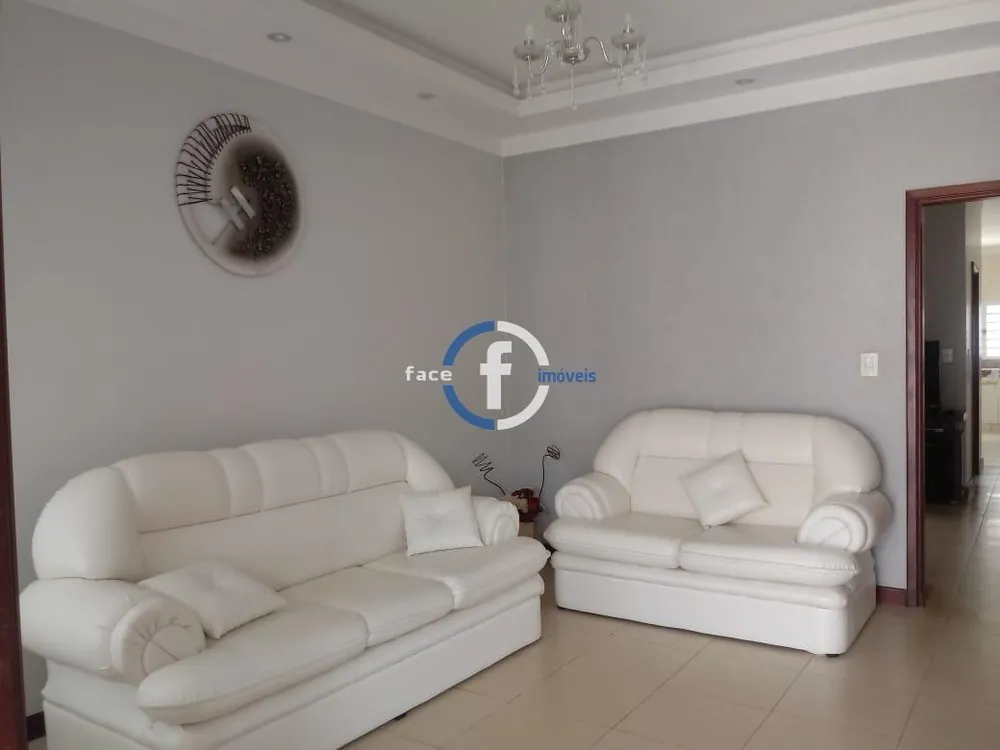 Casa, 2 quartos, 270 m² - Foto 4