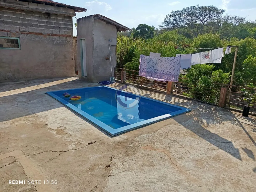 Chácara, 3 quartos, 2800 m² - Foto 1
