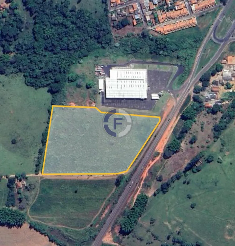 Terreno, 4 hectares - Foto 1