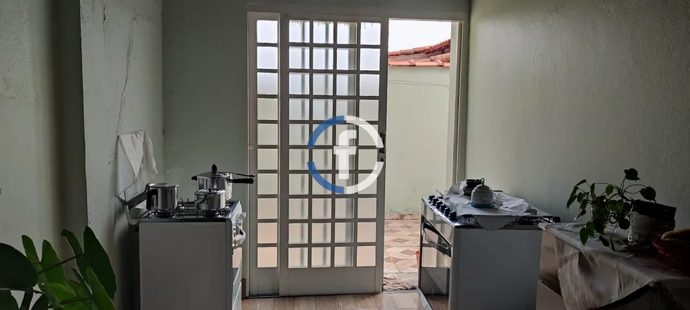 Casa, 2 quartos, 200 m² - Foto 2