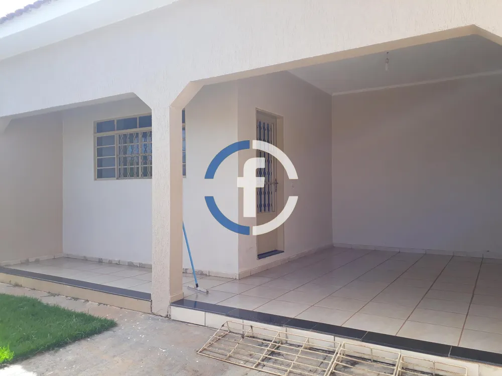 Casa, 3 quartos, 200 m² - Foto 1
