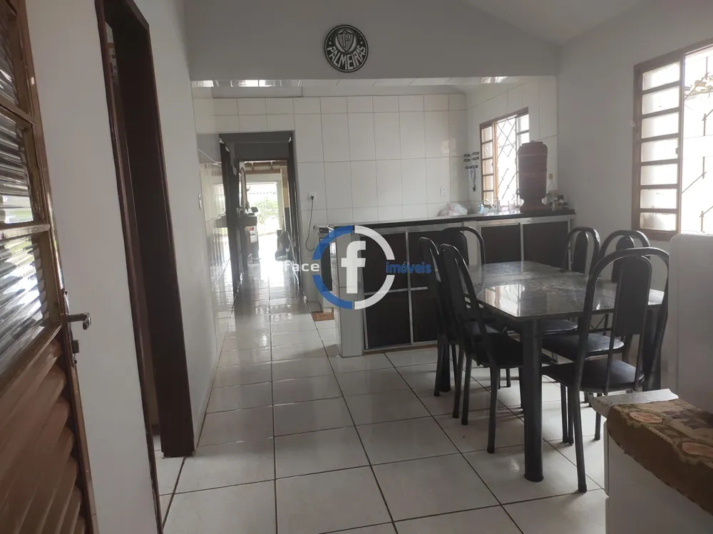Casa, 3 quartos, 279 m² - Foto 2