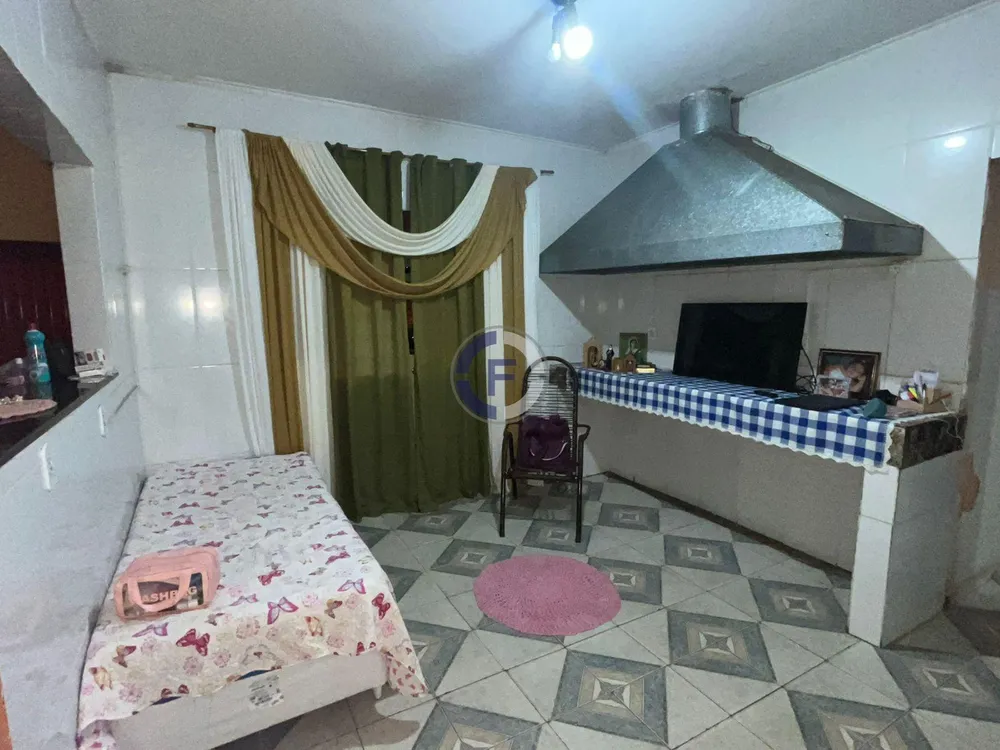 Casa, 3 quartos, 240000 m² - Foto 4