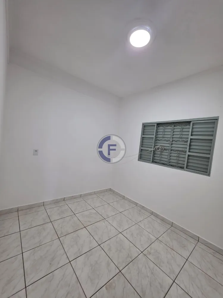 Casa, 3 quartos, 250 m² - Foto 2