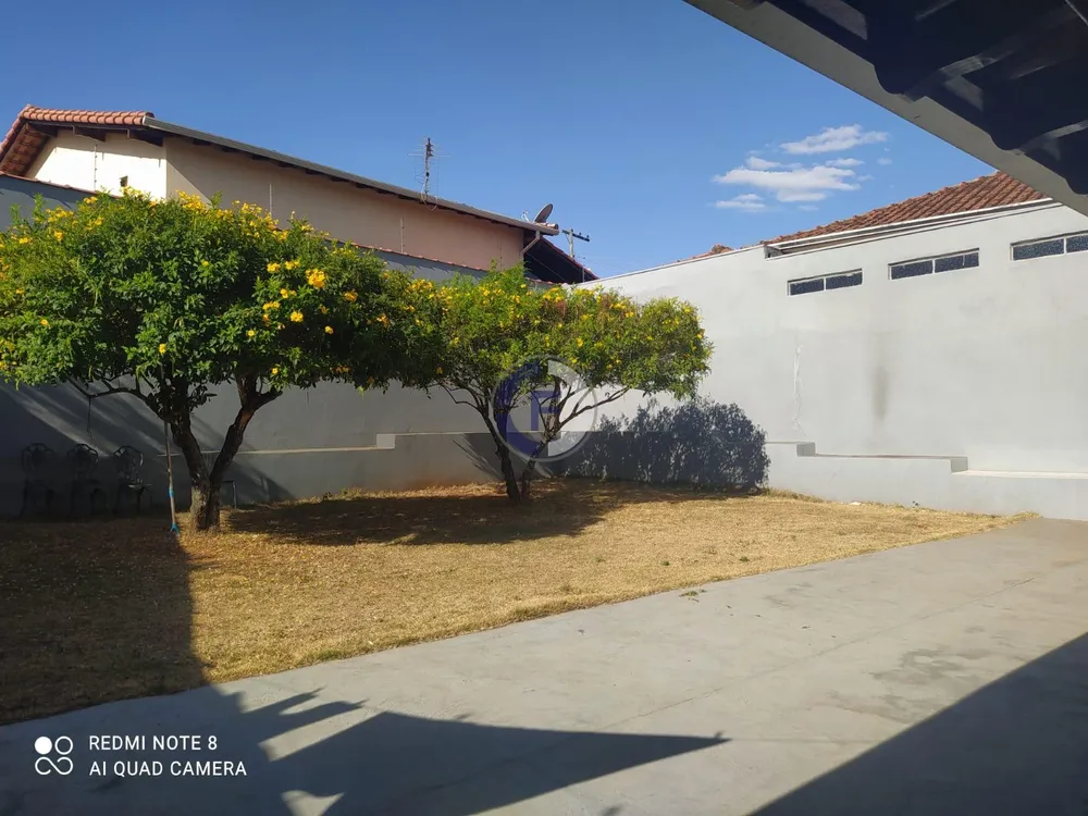 Casa, 2 quartos, 416 m² - Foto 1