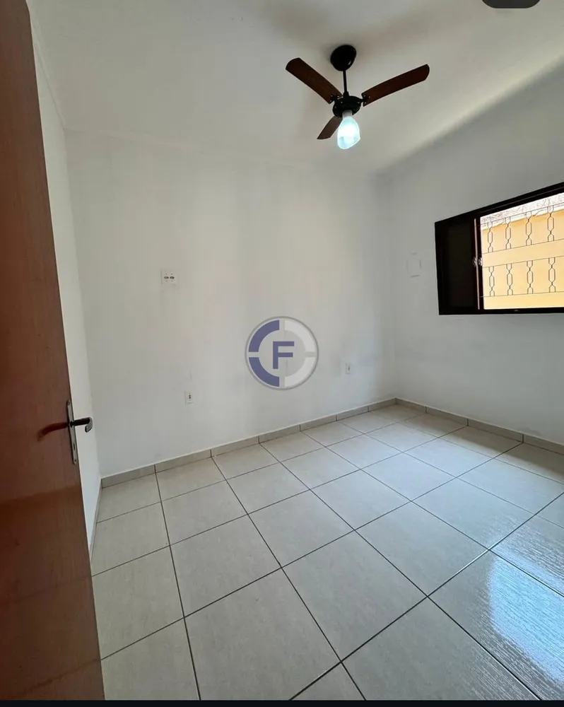 Casa, 3 quartos, 200 m² - Foto 3
