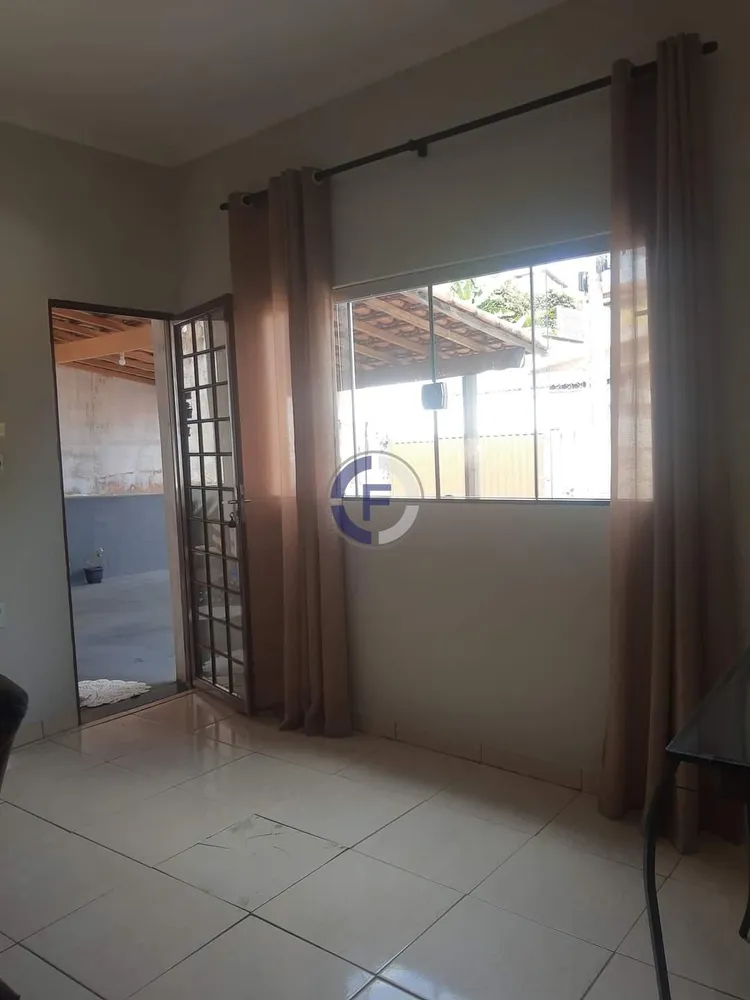 Casa, 2 quartos, 244 m² - Foto 4