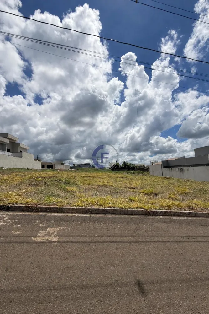 Terreno, 300 m² - Foto 1