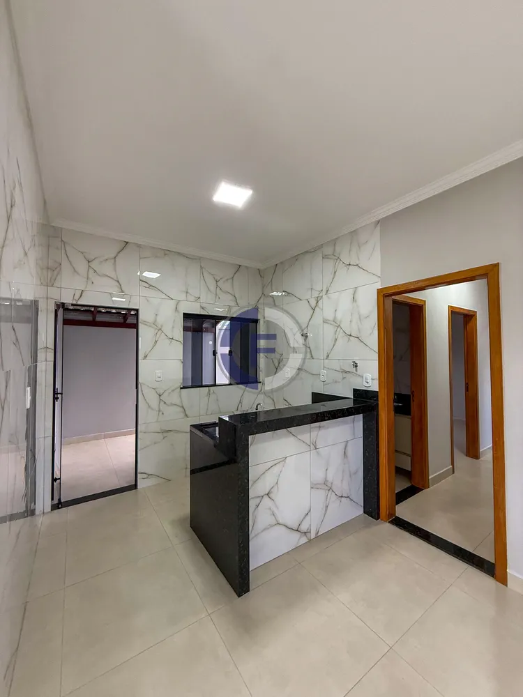 Casa, 3 quartos, 250 m² - Foto 4
